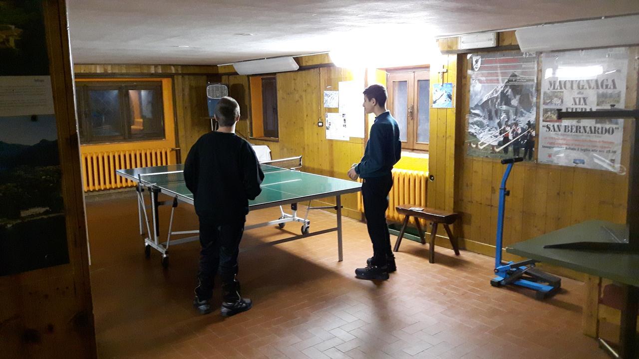 Casa Alpina De Filippi Hotell Macugnaga Exteriör bild